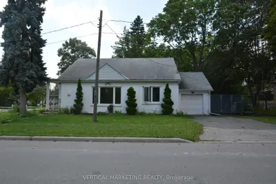 30 Highland Park Boulevard, Markham, On L3t 1b1