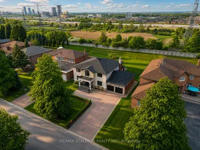 38 Beckenridge Drive, Markham, On L3s 2v7