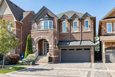 22 Duke Of Cornwall Drive, Markham, On L6c 0l3