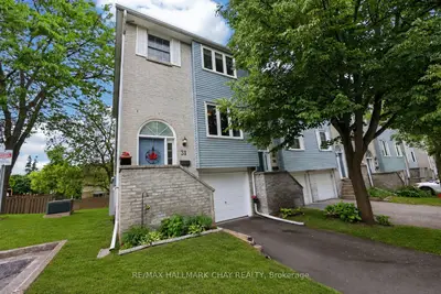 31 Harmony Circle, Bradford West Gwillimbury, On L3z 2t8