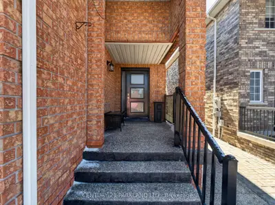 181 Purcell Crescent, Vaughan, On L6a 3c5
