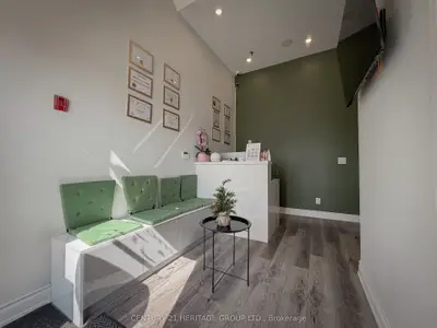 9737 Yonge Street 208, Richmond Hill, On L4c 8s7