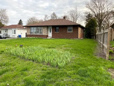 18200 Leslie Street, East Gwillimbury, On L9n 0m5