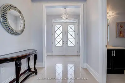 16 Gracedale Drive, Richmond Hill, On L4c 0y3