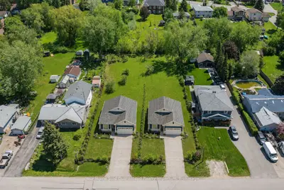 277-279 Annshiela Drive, Georgina, On L4p 3a6