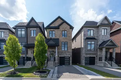 Detached in Vaughan