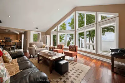 386 Bear Road, Georgina Islands, On L0e 1r0