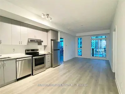 1709 Bur Oak Avenue 307, Markham, On L6e 0v7