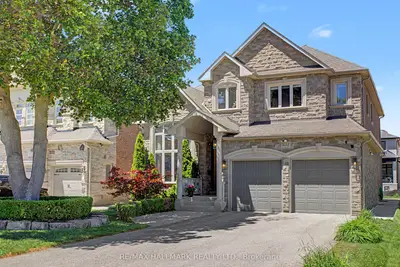 102 Duncan Road, Richmond Hill, On L4c 6j7