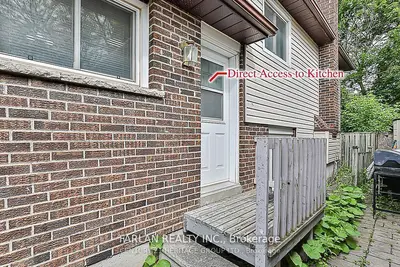 296 Plymouth Trail Bsmt #1, Newmarket, On M3b 3n1