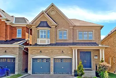 Detached in Richmond Hill