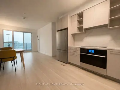 38 Gandhi Lane 702, Markham, On L3t 0g9