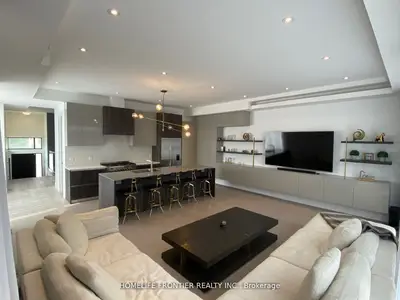 163 Pemberton Road, Richmond Hill, On L4c 3t6