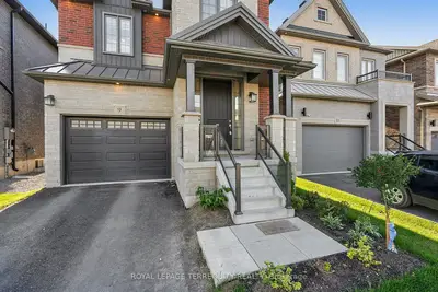 9 Kiernan Crescent N, New Tecumseth, On L9r 0v4
