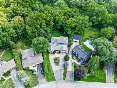 11 Christman Court, Markham, On L3p 3c7