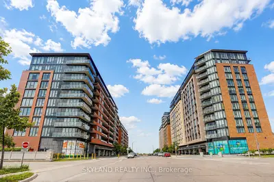 100 Eagle Rock Way Th102, Vaughan, On L6a 5b9