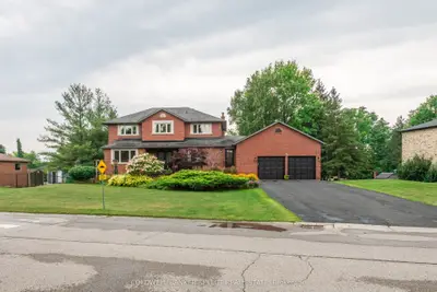 79 Hill Farm Road, King, On L0g 1n0