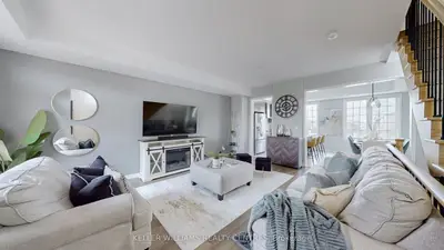 189 Harding Park Street, Newmarket, On L3y 0e3