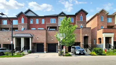 189 Harding Park Street, Newmarket, On L3y 0e3