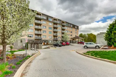149 Church Street 304, King, On L0g 1t0