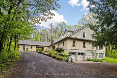 95 Fog Road, King, On L7b 1a3
