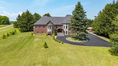 8490 19th Side Road, King, On L0g 1t0