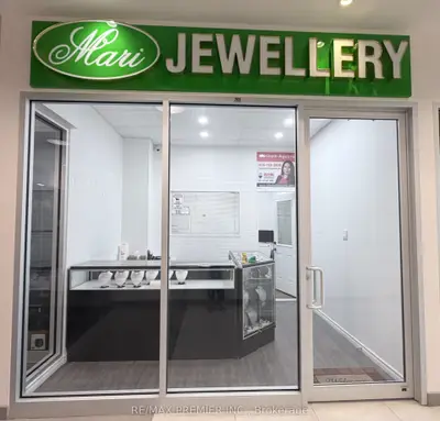 7181 Yonge Street 203, Markham, On L3t 0c7