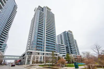 7165 Yonge Street 432, Markham, On L3t 0c9
