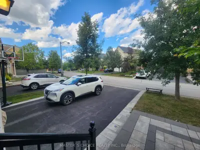 47 Sir Modesto Court, Vaughan, On L6a 4g2