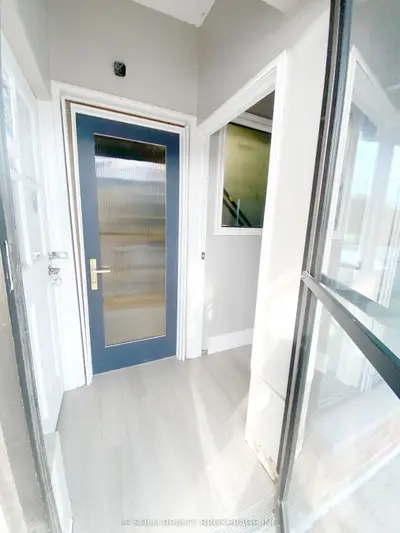117 Ringwood Drive 4 (2nd Floor C ), Whitchurch-stouffville, On L4a 8c1