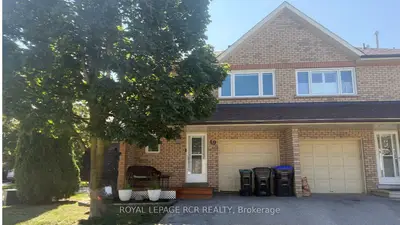 19 Riverley Lane N, New Tecumseth, On L9r 1x8