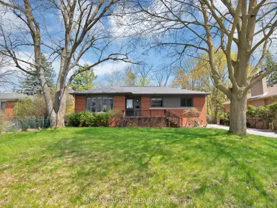 111 Libby Boulevard, Richmond Hill, On L4c 4v4