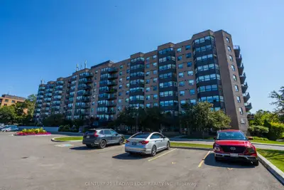 2 Raymerville Drive 707, Markham, On L3p 7n7