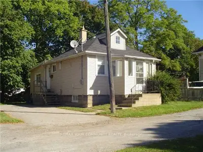 567 Granby Place, Newmarket, On L3y 2j6