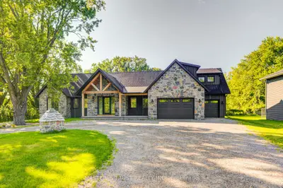 1109 2nd Line, Innisfil, On L0l 1k0