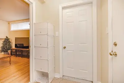 69 Oxford Street, Richmond Hill, On L4c 4l6