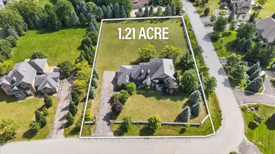 43 Grayfield Drive, Whitchurch-stouffville, On L4a 0b1