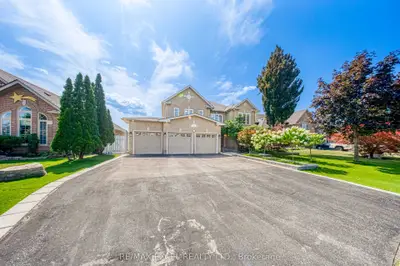 352 Crofters Road, Vaughan, On L4l 8y3