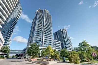 7165 Yonge Street 2403, Markham, On L3t 0c9