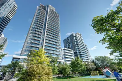 7165 Yonge Street 2403, Markham, On L3t 0c9