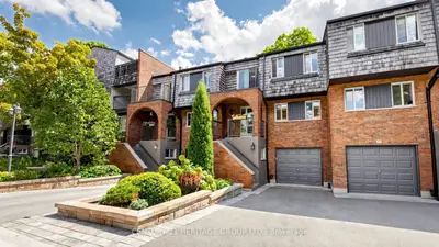 59 Cricklewood Crescent, Markham, On L3t 4t8