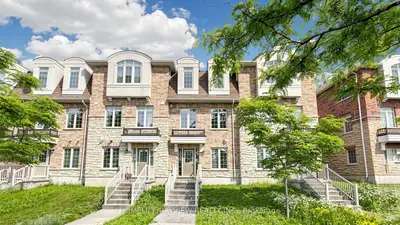 10981 Woodbine Avenue, Markham, On L6c 0x4