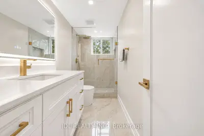 6 Willowgate Drive Bsmt, Markham, On L3p 1g2