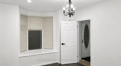 96 Gurnett Street Main, Aurora, On L4g 1p6