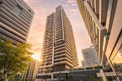 Condo Apartment in Richmond Hill