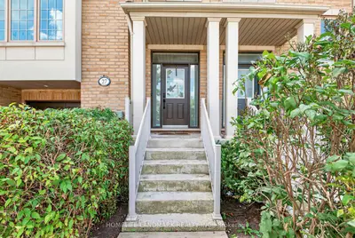 8900 Bathurst Street 27, Vaughan, On L4j 8a7