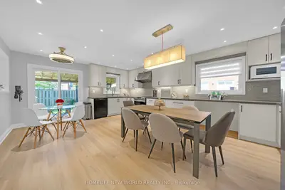351 Millard Street, Whitchurch-stouffville, On L4a 5s4