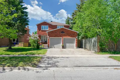 351 Millard Street, Whitchurch-stouffville, On L4a 5s4