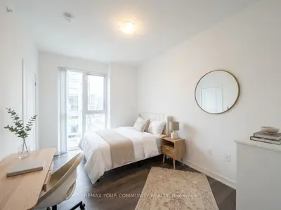 75 Oneida Crescent 1809, Richmond Hill, On L4b 0a6