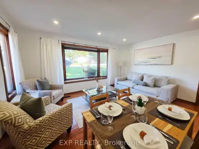 166 John Street W, Bradford West Gwillimbury, On L3z 2a7